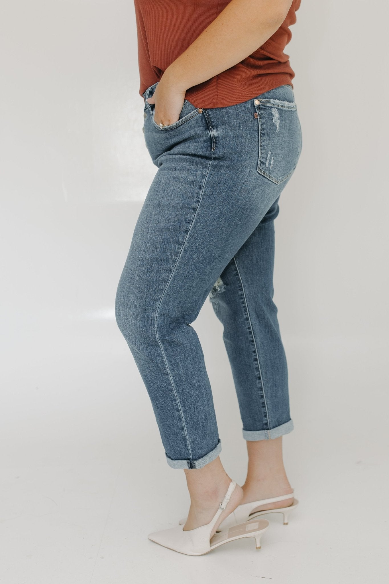 JUDY BLUE MID - RISE BUTTON FLY DESTROYED BOYFRIEND JEANS - Love Marlow