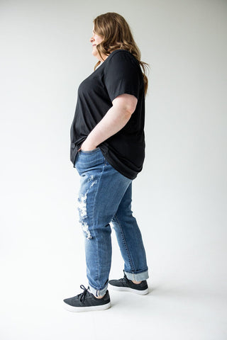 JUDY BLUE MID - RISE DESTROYED CUFFED BOYFRIEND JEANS IN MEDIUM BLUE - 24 - Love Marlow