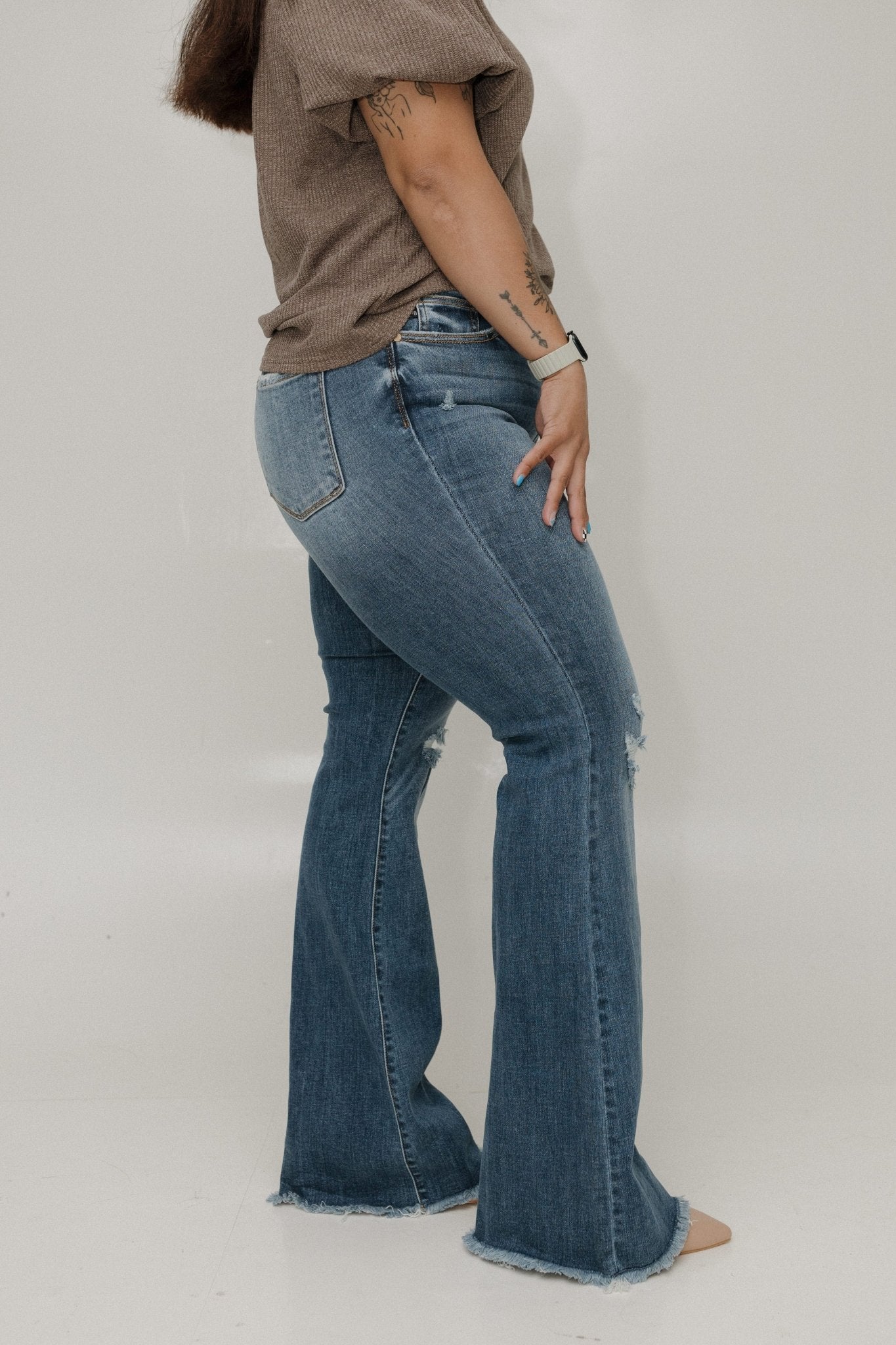 JUDY BLUE MID - RISE DESTROYED FLARE WITH BUTTON - FLY - Love Marlow