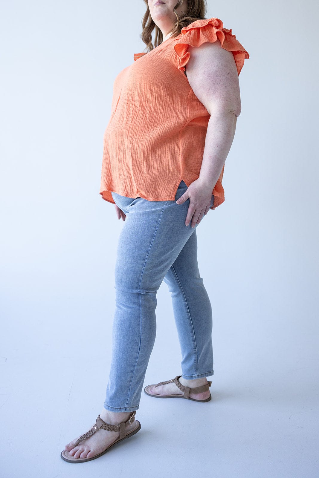 JUDY BLUE MID - RISE LIGHT WASH PULL - ON NON - DISTRESSED SKINNY JEGGING - 20, 22 - Love Marlow