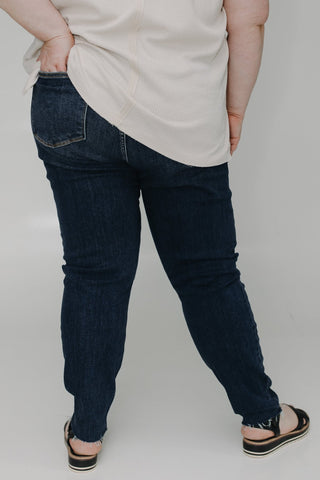 JUDY BLUE MID - RISE NON - DISTRESSED SKINNY WITH RAW HEM IN DARK VINTAGE WASH - Love Marlow