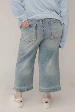 Judy Blue Mid Rise Wide Leg Crop Jeans – Light Medium Wash - Love Marlow