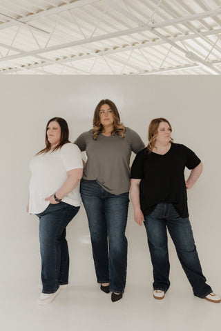 Judy Blue Straight Leg Jeans – Mid Rise, 32" Inseam - Love Marlow