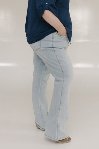 JUDY BLUE TUMMY CONTROL LIGHT WASH BOOTCUT JEANS IN REGULAR - Love Marlow
