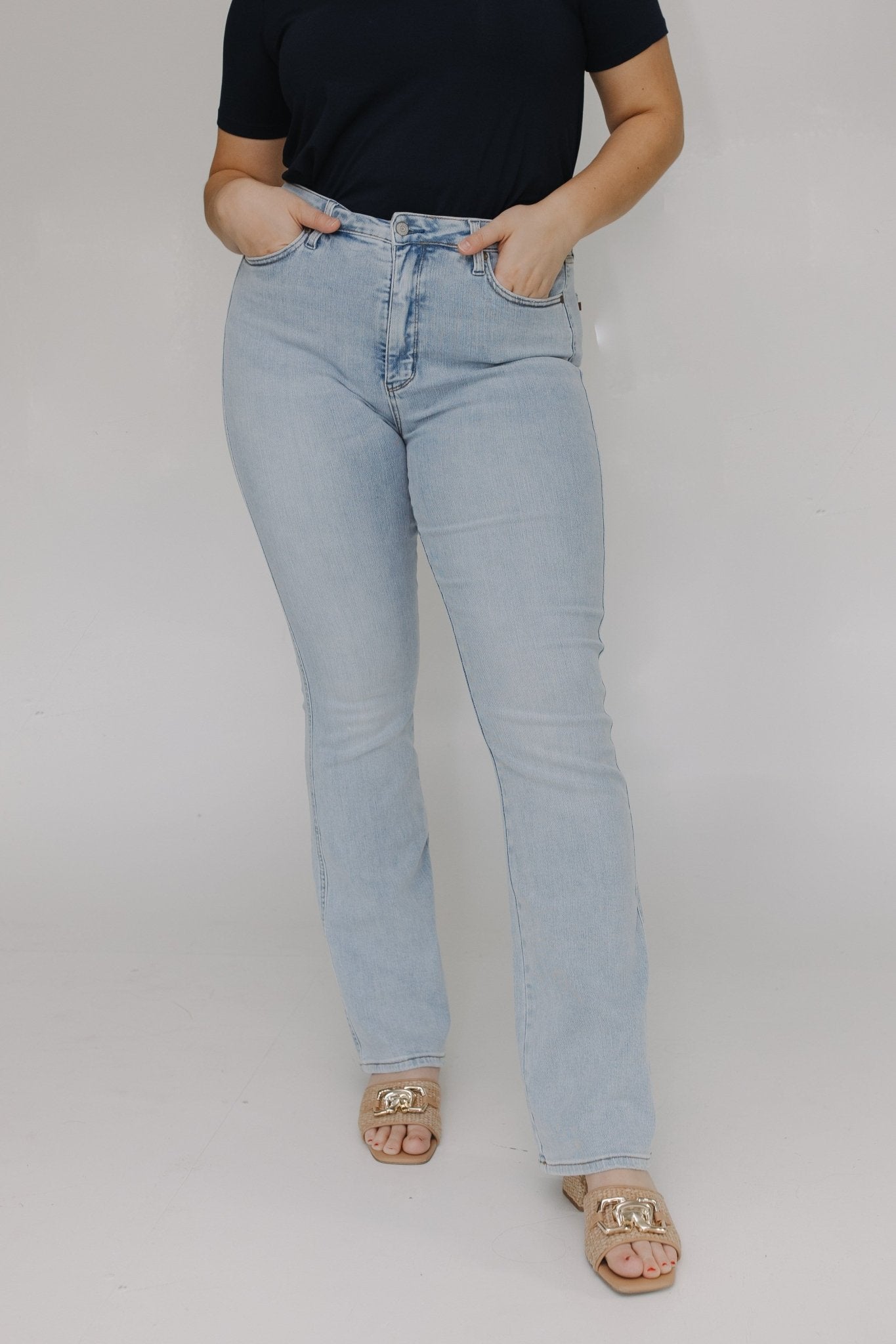 JUDY BLUE TUMMY CONTROL LIGHT WASH BOOTCUT JEANS IN TALL - Love Marlow
