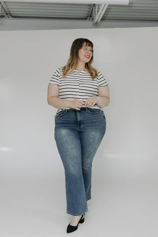 JUDY BLUE TUMMY CONTROL MEDIUM WASH BOOTCUT JEANS IN REGULAR - Love Marlow