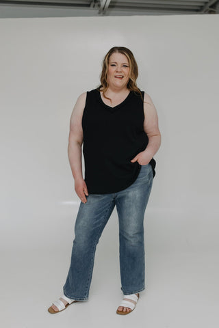 JUDY BLUE TUMMY CONTROL MEDIUM WASH BOOTCUT JEANS IN SHORT - Love Marlow