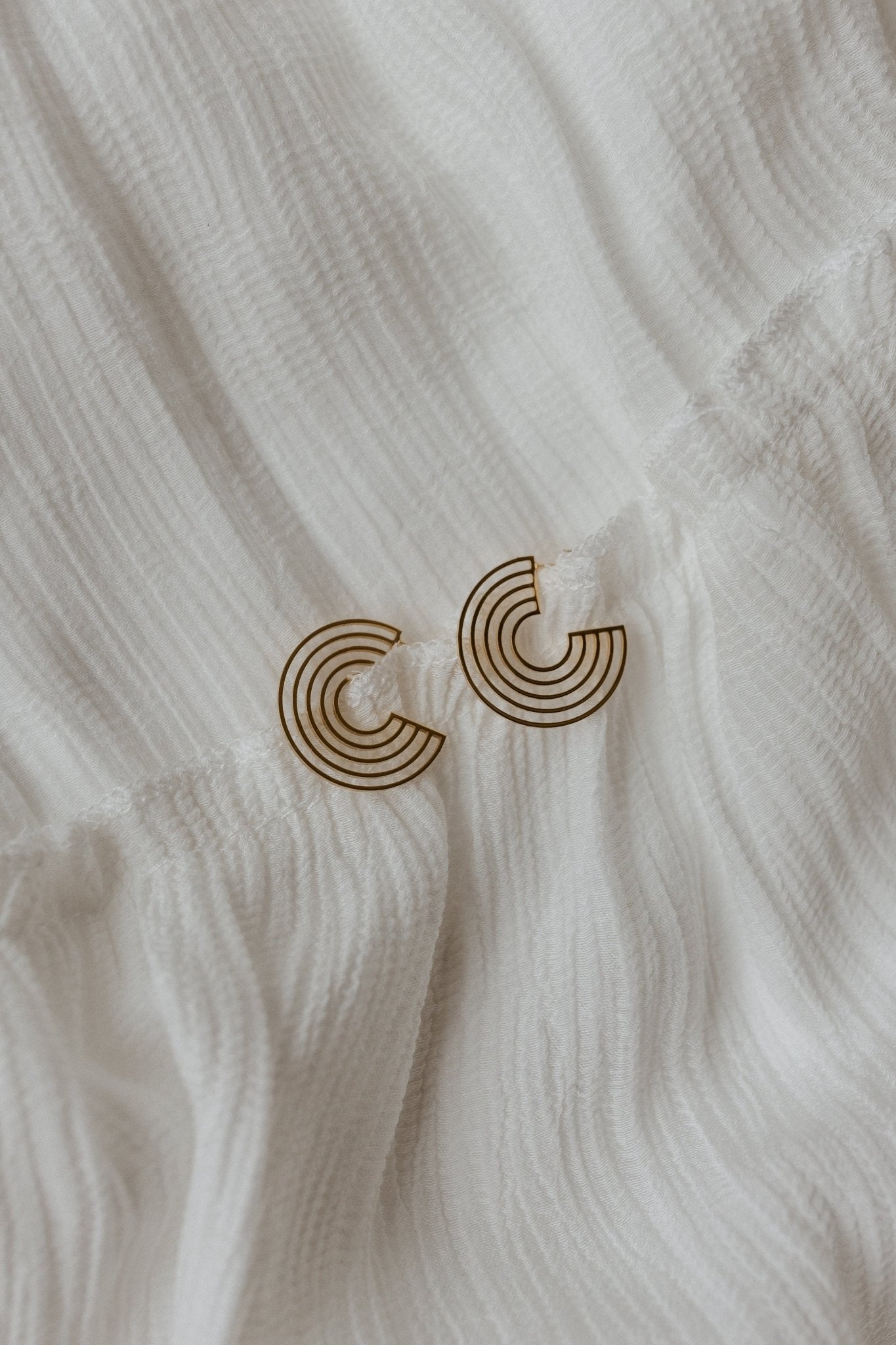 JUDY HOOP EARRINGS - Love Marlow