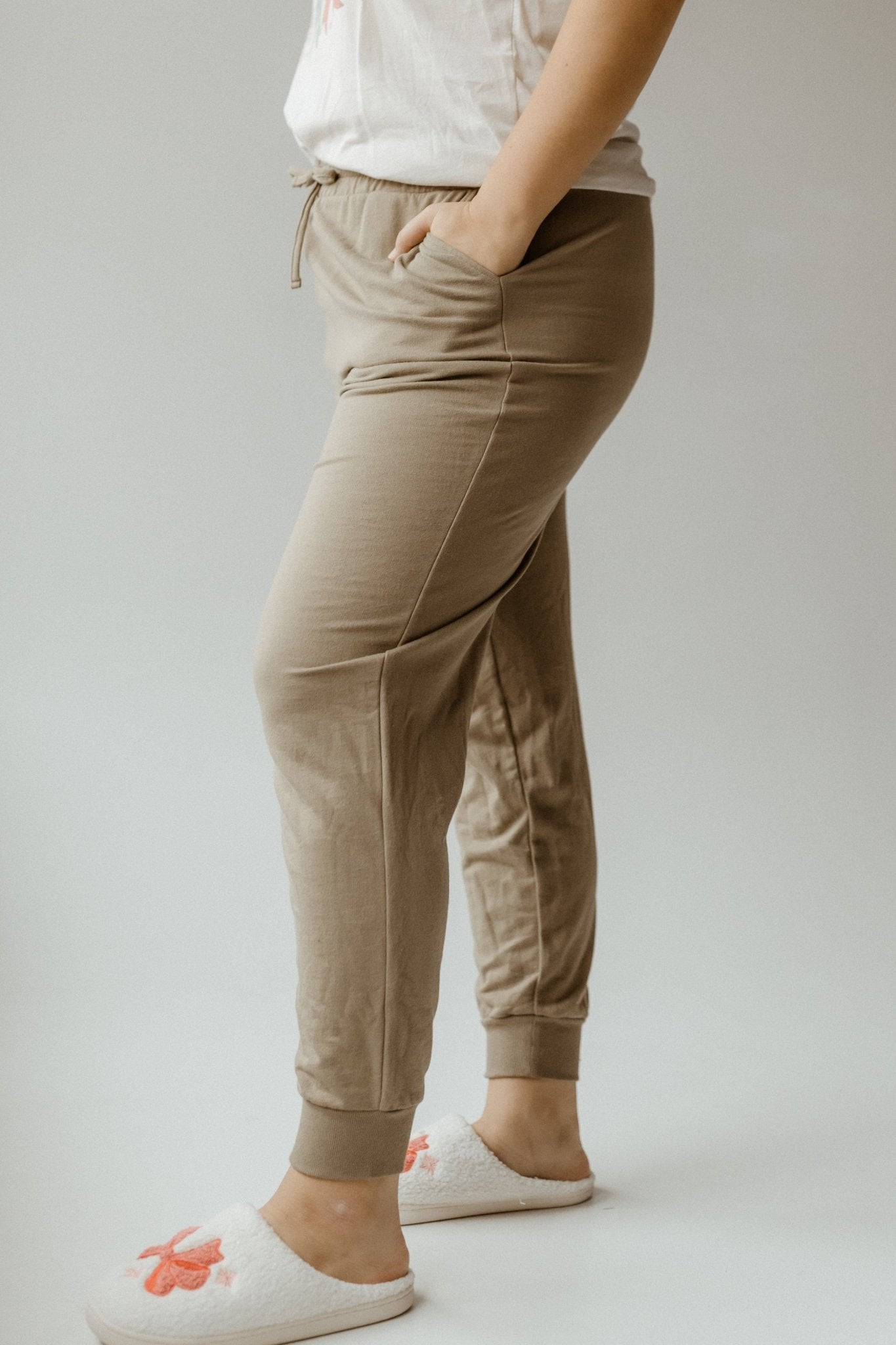 KNIT DRAWSTRING JOGGERS IN SLEEPY OWLET - Love Marlow