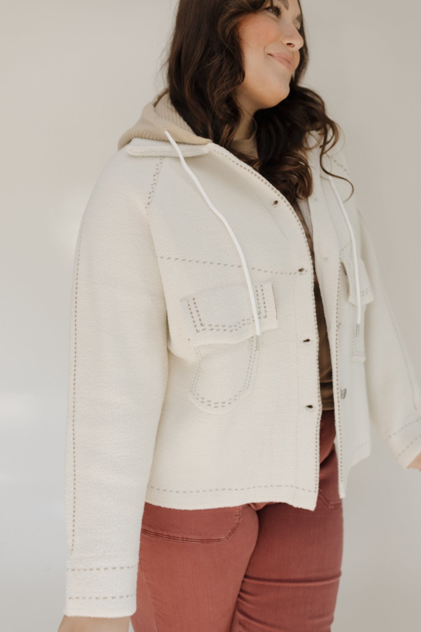KNIT JACKET IN CREAM WITH DETACHABLE HOOD - Love Marlow