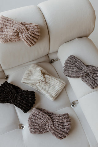 KNITTED CHENILLE HEADBAND IN MAUVE - Love Marlow