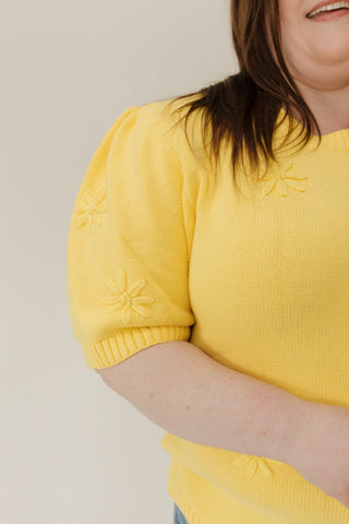 Knitted Floral Detailed Short Sleeve Sweater – Lemon - Love Marlow