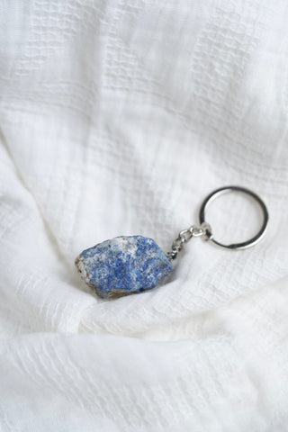 LABRADORITE RAW CRYSTAL KEYCHAIN – TRANSFORMATION, INTUITION & NORTHERN LIGHTS ENERGY - Love Marlow