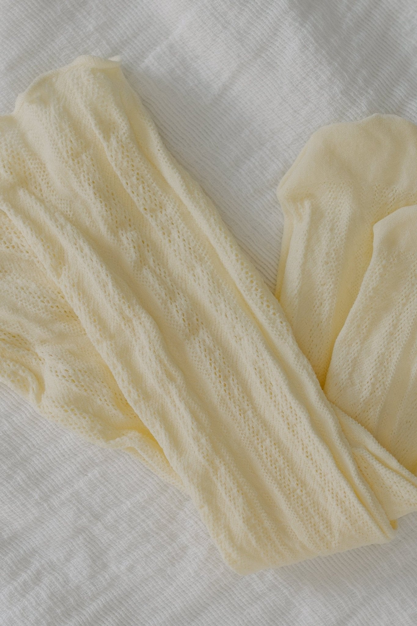 LACE SCRUNCH MID - CALF SOCKS IN CREAM - Love Marlow