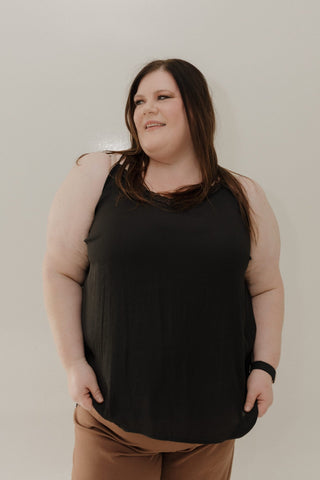 LACE - TRIMMED RACERBACK CAMI – LIGHTWEIGHT ESSENTIAL - Love Marlow