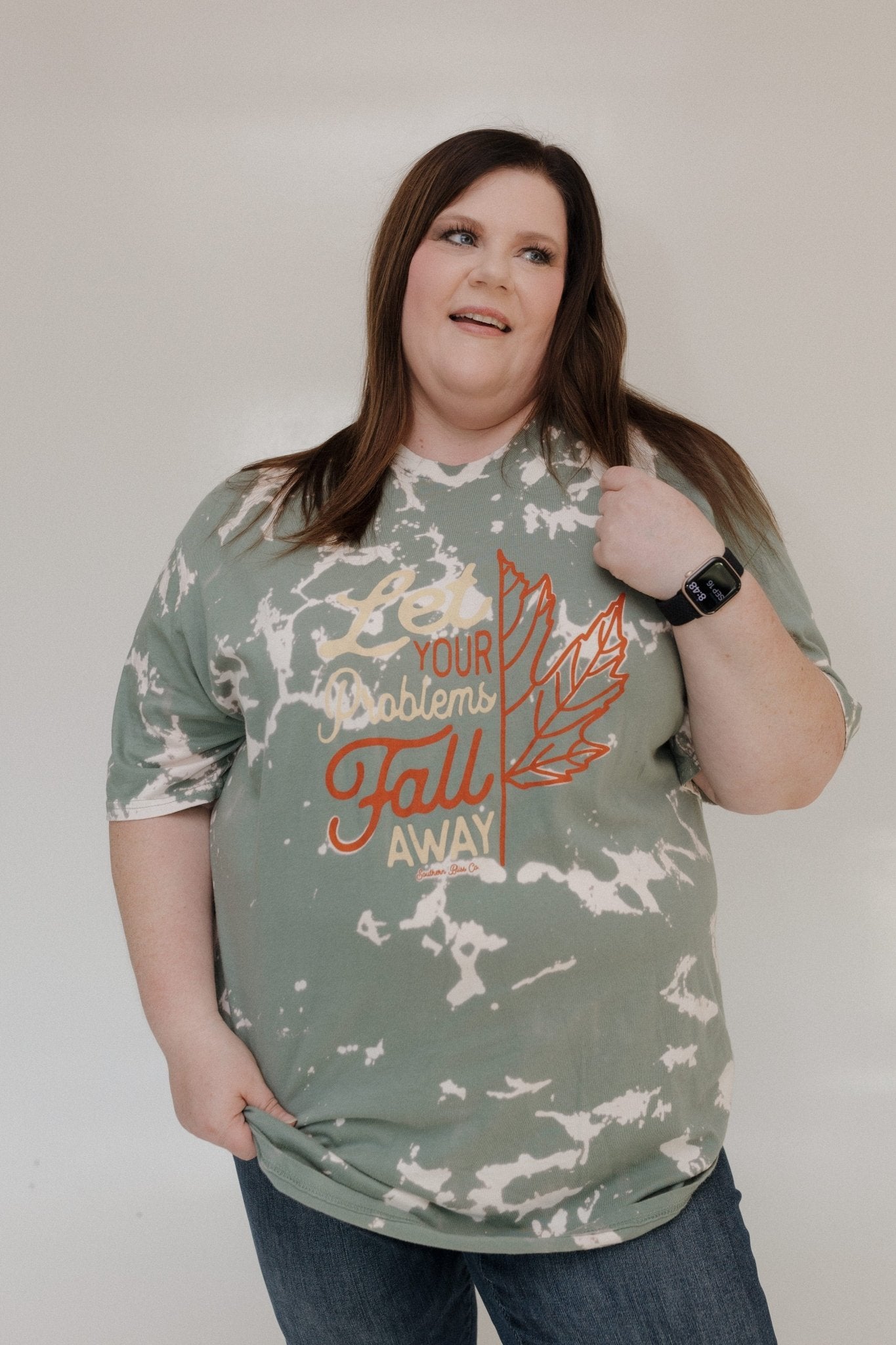 "LET YOUR PROBLEMS FALL AWAY" GRAPHIC TEE - Love Marlow