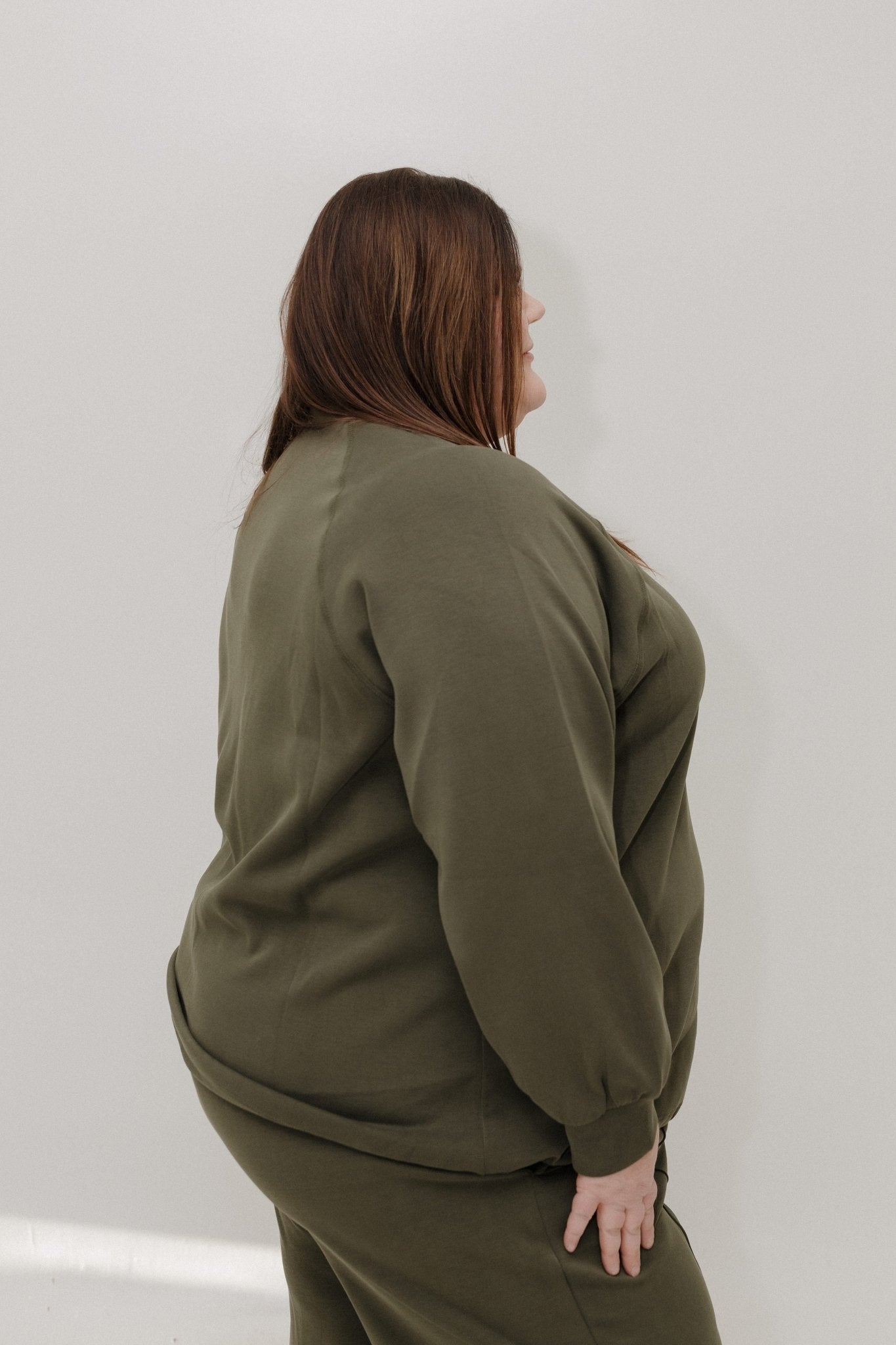 Light As Air Raglan Sleeve Tee – Rich Olive - Love Marlow