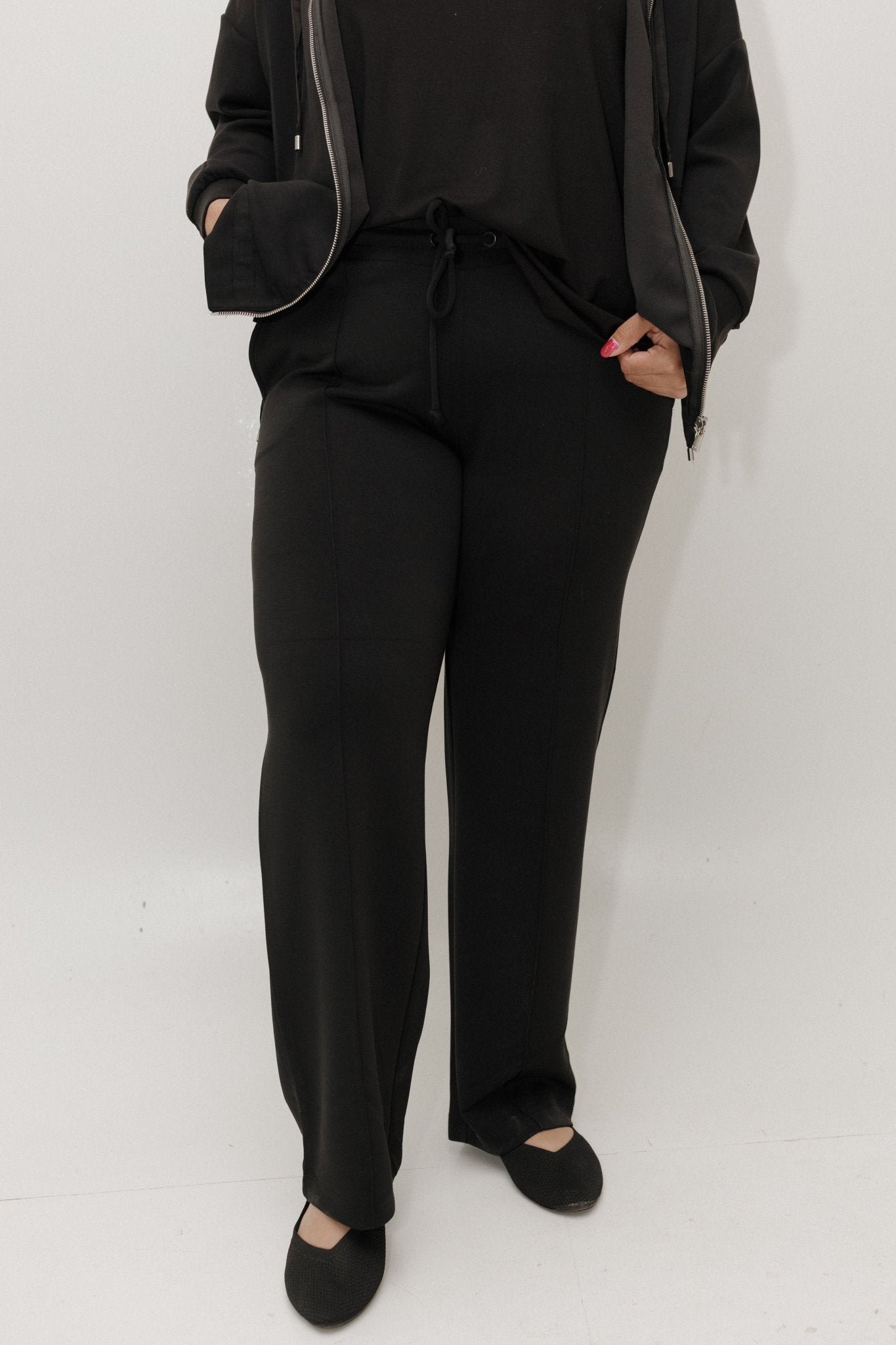 Light As Air Slim Straight Pant – Black - Love Marlow