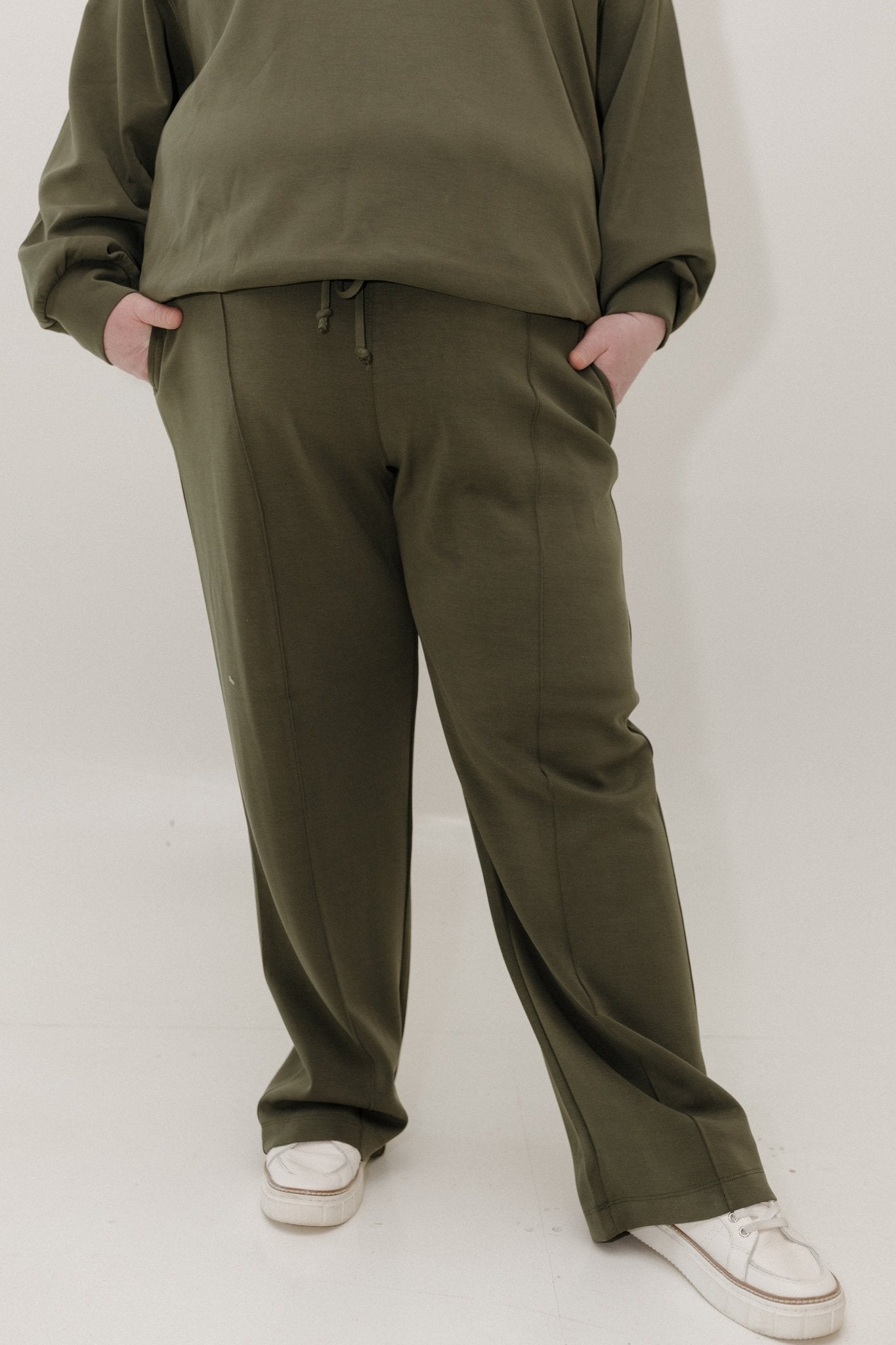 Light As Air Slim Straight Pant – Rich Olive - Love Marlow