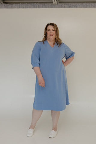 LIGHT AS AIR V - NECK DRESS WITH PIPING DETAIL IN DUSTY LIGHT BLUE - Love Marlow