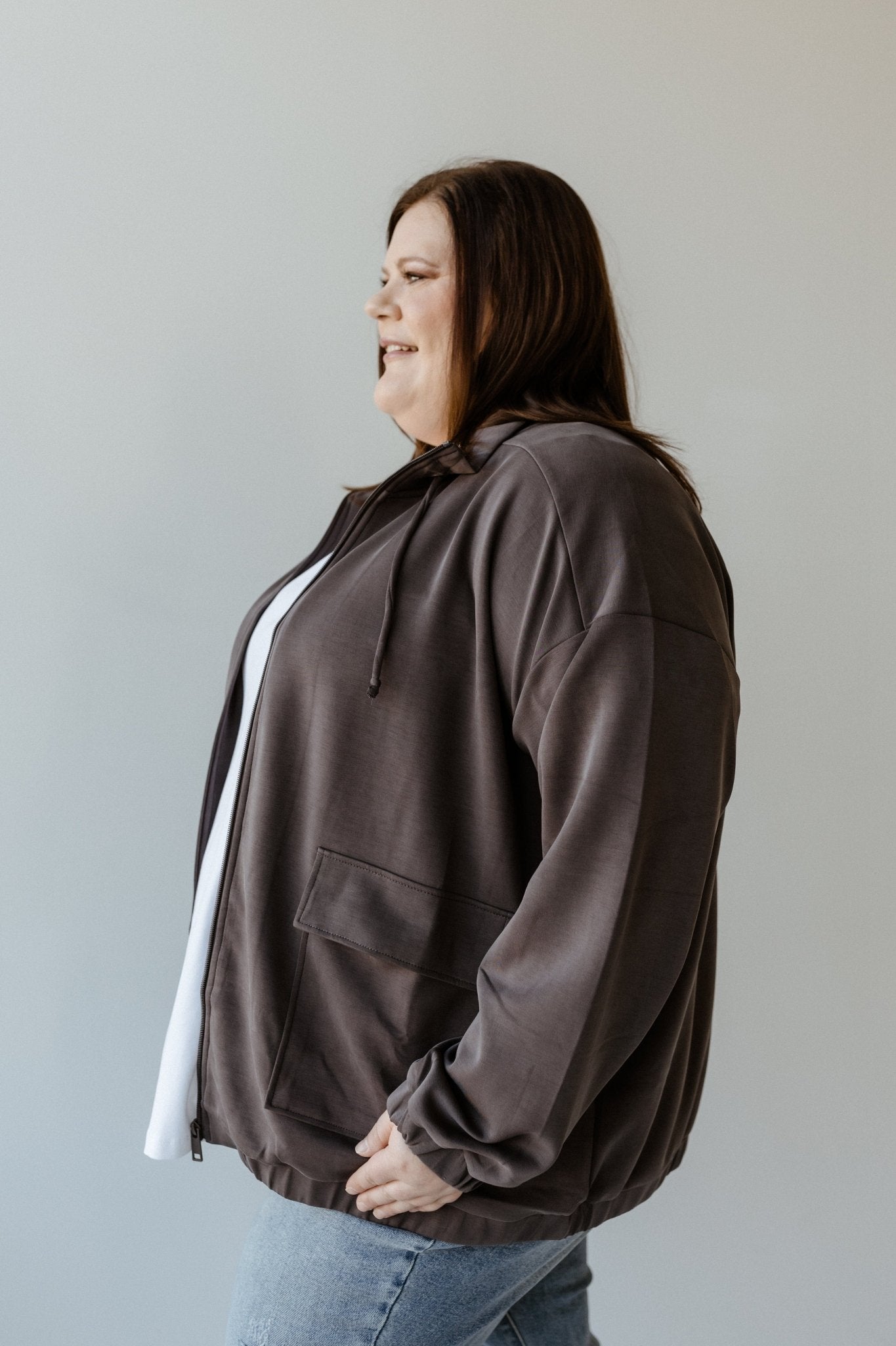 LIGHT AS AIR ZIP - UP JACKET IN URBAN CITYSCAPE - Love Marlow