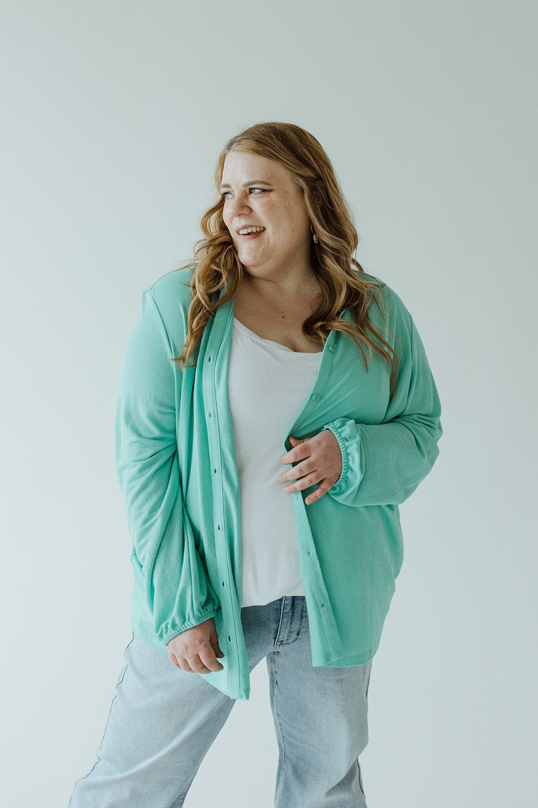 LIGHTWEIGHT KNIT BUTTON - DOWN IN SPRING AQUAMARINE - Love Marlow