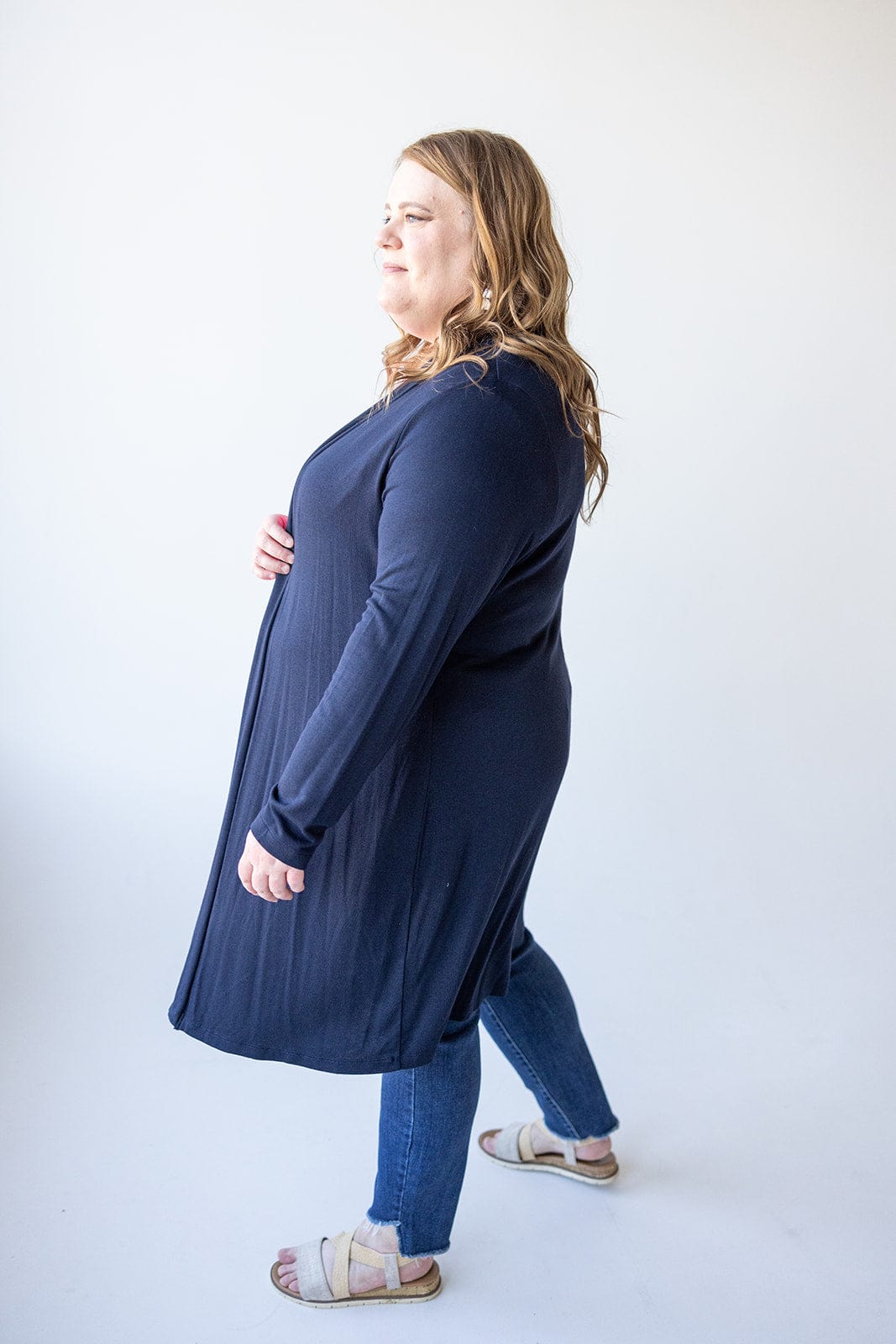 LIGHTWEIGHT LONG - SLEEVED DUSTER CARDIGAN IN DARK BLUE - Love Marlow