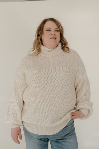 LIGHTWEIGHT RAGLAN SLEEVE TURTLENECK IN SNOWY WHITE - Love Marlow