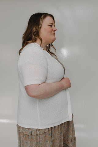 LIGHTWEIGHT SHORT SLEEVE CARDIGAN IN SUNKISSED ECRU - Love Marlow