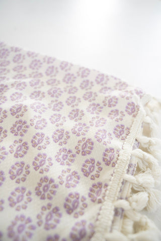 LIGHTWEIGHT SUMMER PATTERN SCARF - Love Marlow