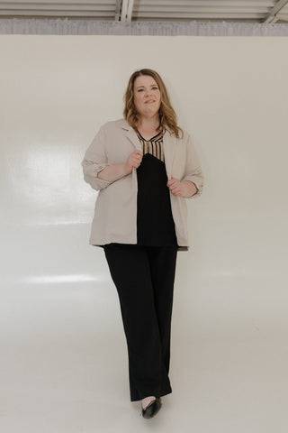 LINEAR EMBROIDERED KNIT BABYDOLL TOP WITH TIE SLEEVE DETAIL - Love Marlow