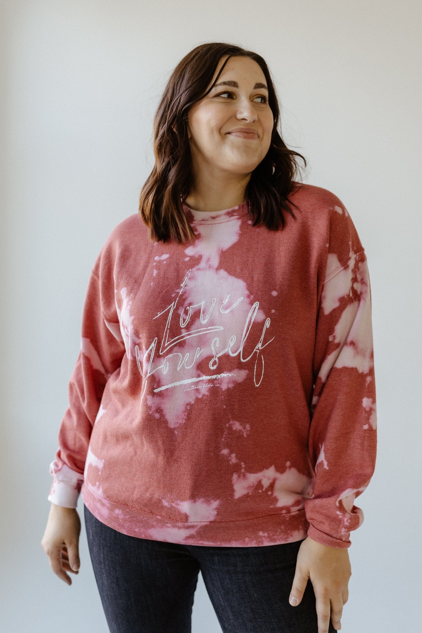"LOVE YOURSELF" GRAPHIC SWEATSHIRT - lL - Love Marlow