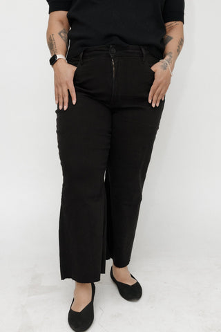 Lovervet High Rise Raw Hem Crop Wide Leg Jeans – Jet Black - Love Marlow