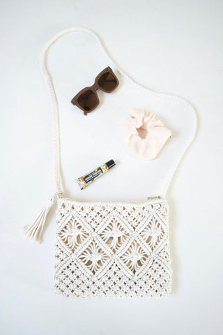 MACRAME CROSSBODY BAG IN WHITE - Love Marlow