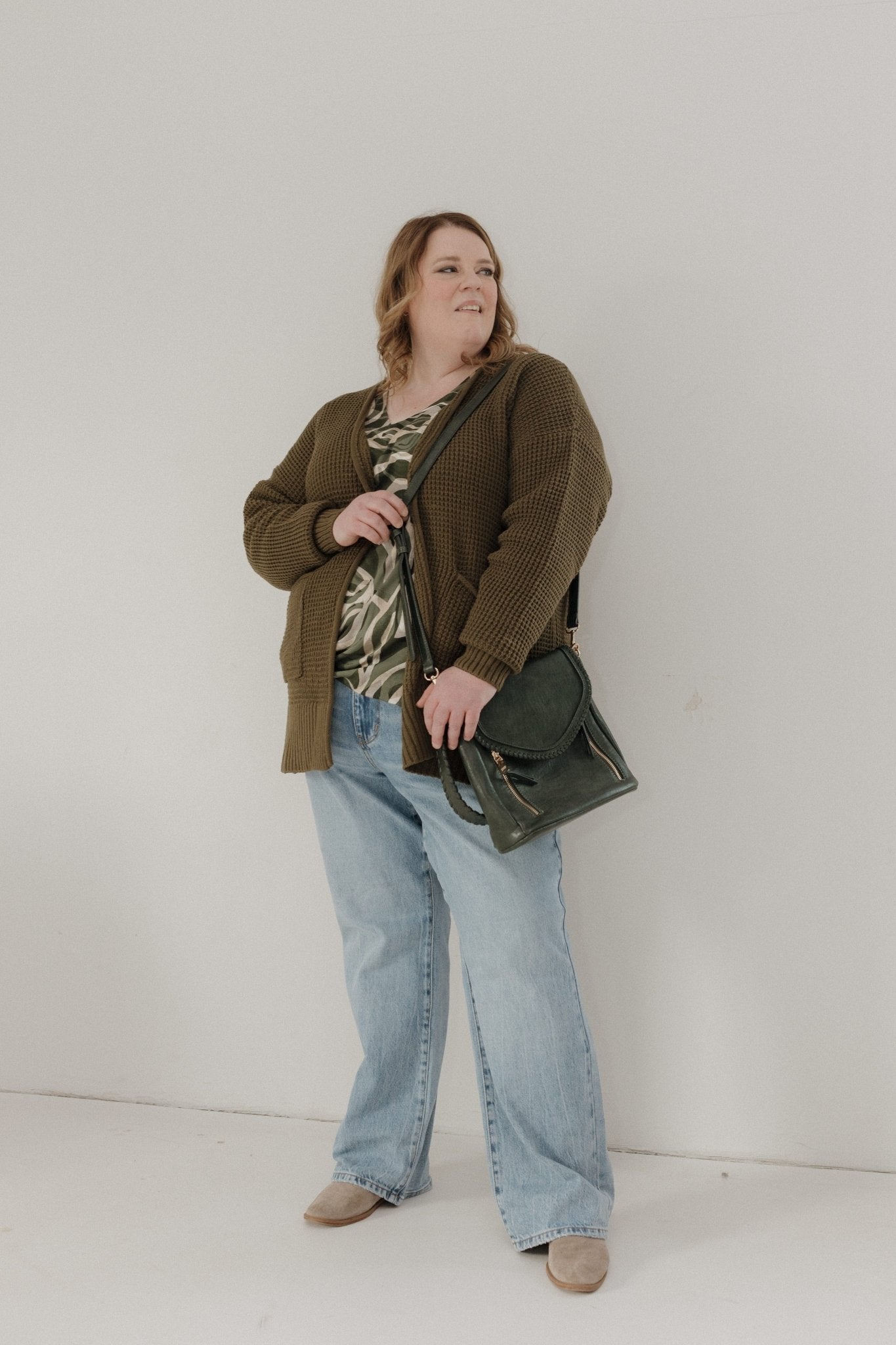 MEDIUM SATCHEL WITH WHIP - STITCH DETAIL IN DARK GREEN - Love Marlow