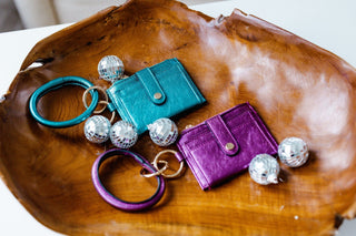 METALLIC BANGLE WRISTLET WALLET IN AMETHYST - Love Marlow