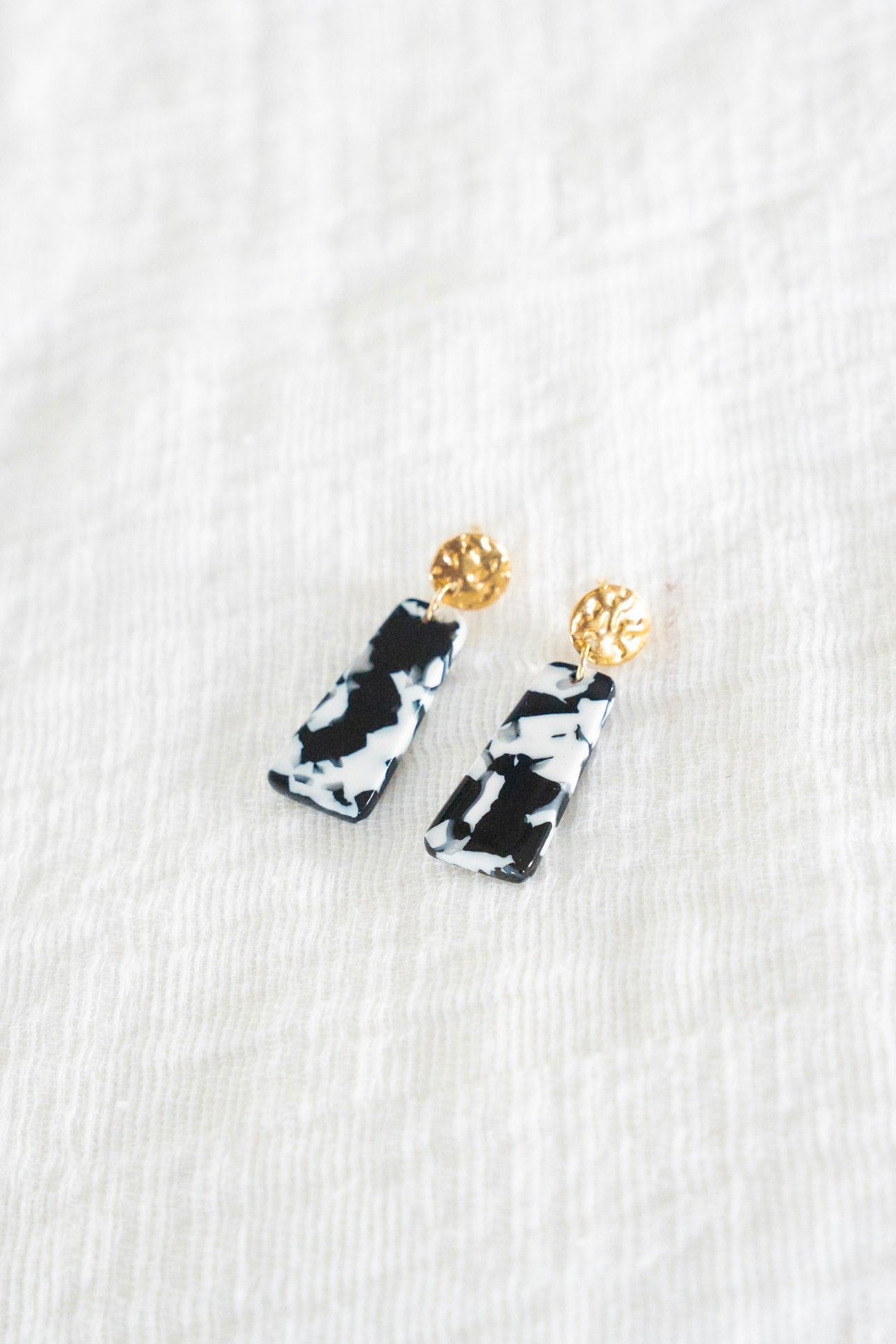 MIA Mini Earrings in Black & White - Love Marlow