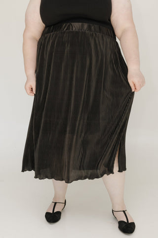 MIDI LENGTH PLISSE SKIRT - Love Marlow
