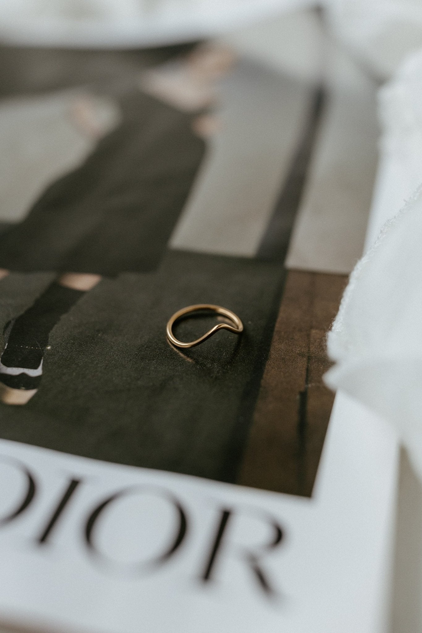 MILEY MIDI CHEVRON RING - Love Marlow