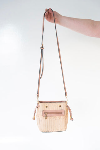 MINI WOVEN BUCKET BAG IN BLUSH - Love Marlow