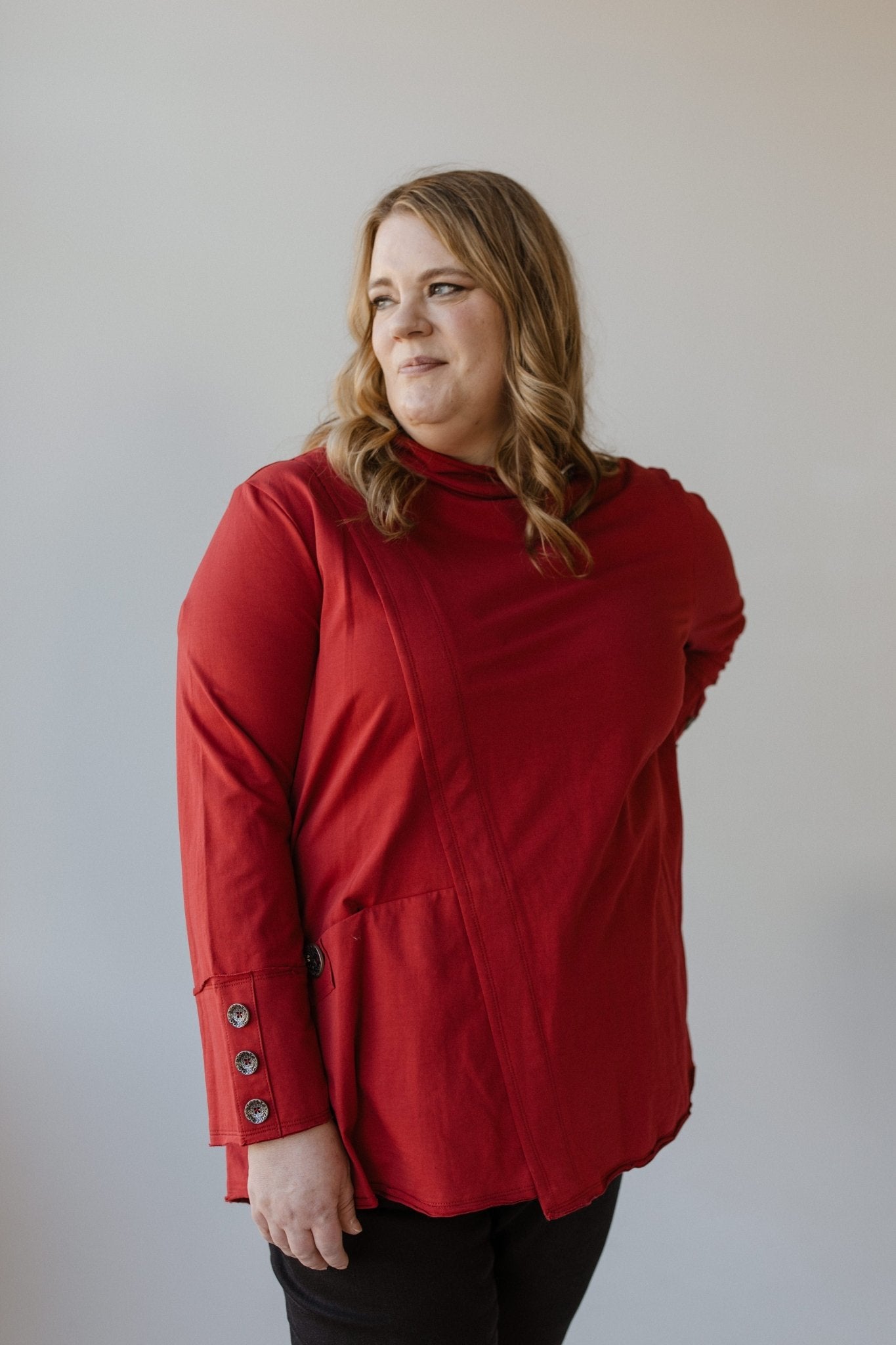 MOCK COWL NECK TEE IN SPICED CRANBERRY - L - Love Marlow