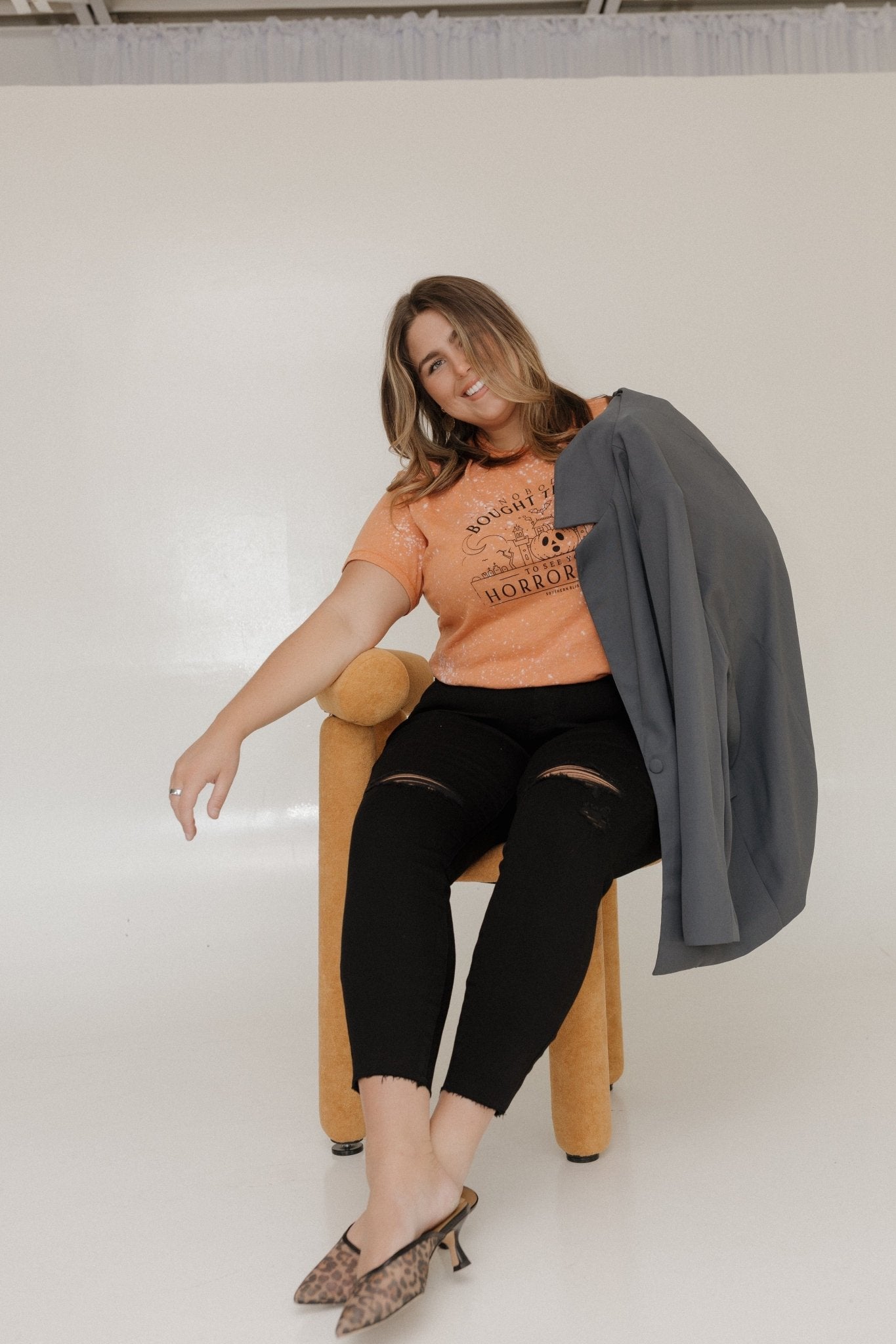 "NOBODY BOUGHT TICKETS TO SEE YOUR HORROR SHOW" GRAPHIC TEE - Love Marlow