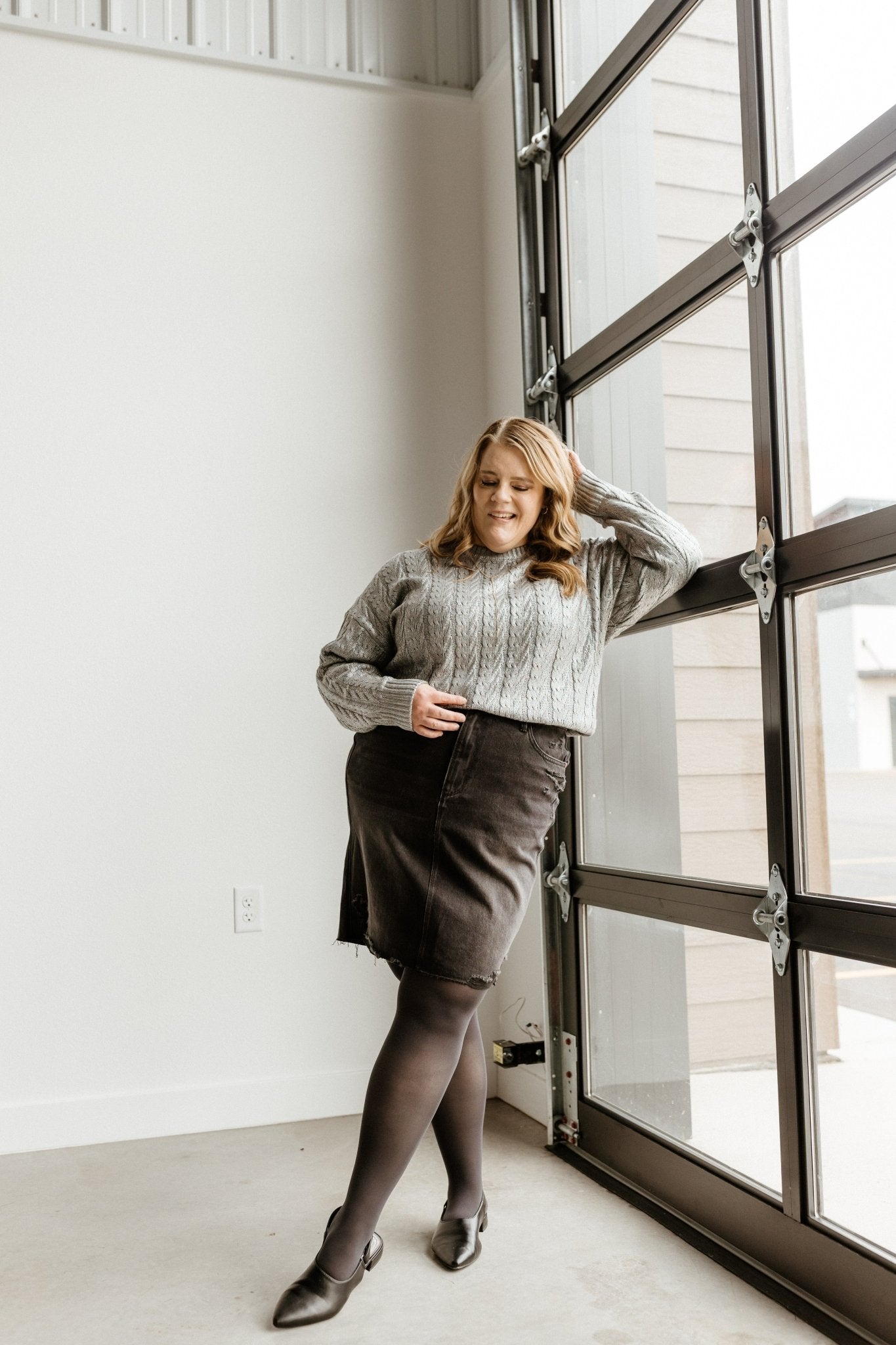 OPAQUE TIGHTS IN DARK GREY - Love Marlow