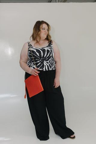 ORANGE QUILTED LAPTOP SLEEVE CROSSBODY FAUX LEATHER WITH GOLD CHAIN STRAP LIGHTWEIGHT & STYLISH - Love Marlow