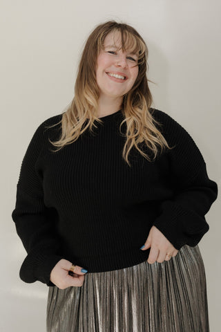 OVERSIZED CROPPED SWEATER IN VERY BLACK - Love Marlow