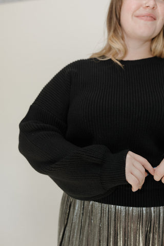 OVERSIZED CROPPED SWEATER IN VERY BLACK - Love Marlow
