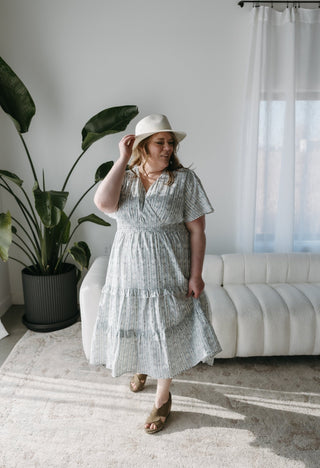 PANAMA HAT IN IVORY - Love Marlow