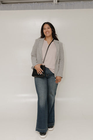 PEARL DOUBLE BUTTON RIBBED V - NECK BOYFRIEND TEE - Love Marlow
