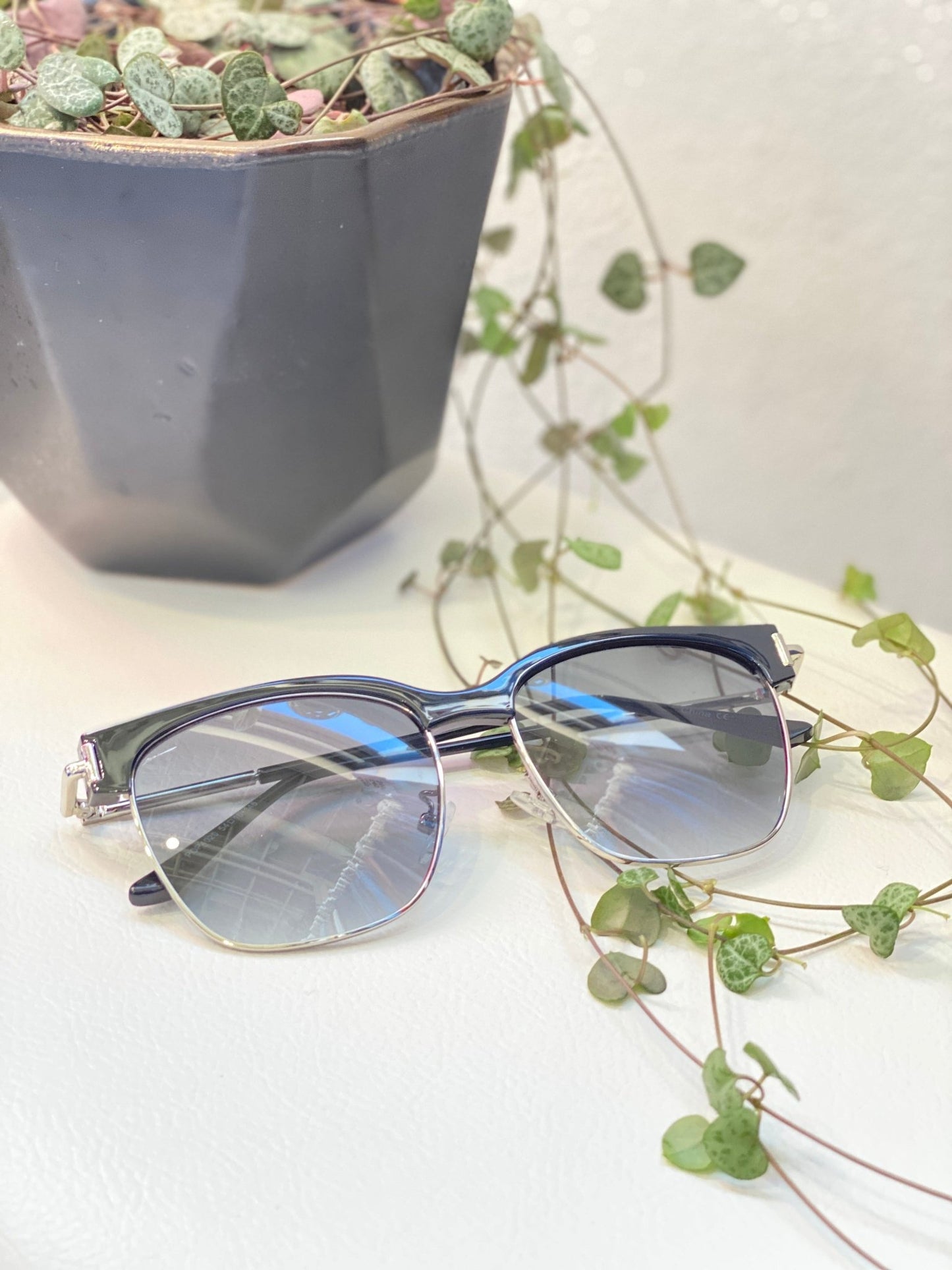 PETRA SUNGLASSES IN BLACK FADE AND SILVER - Love Marlow