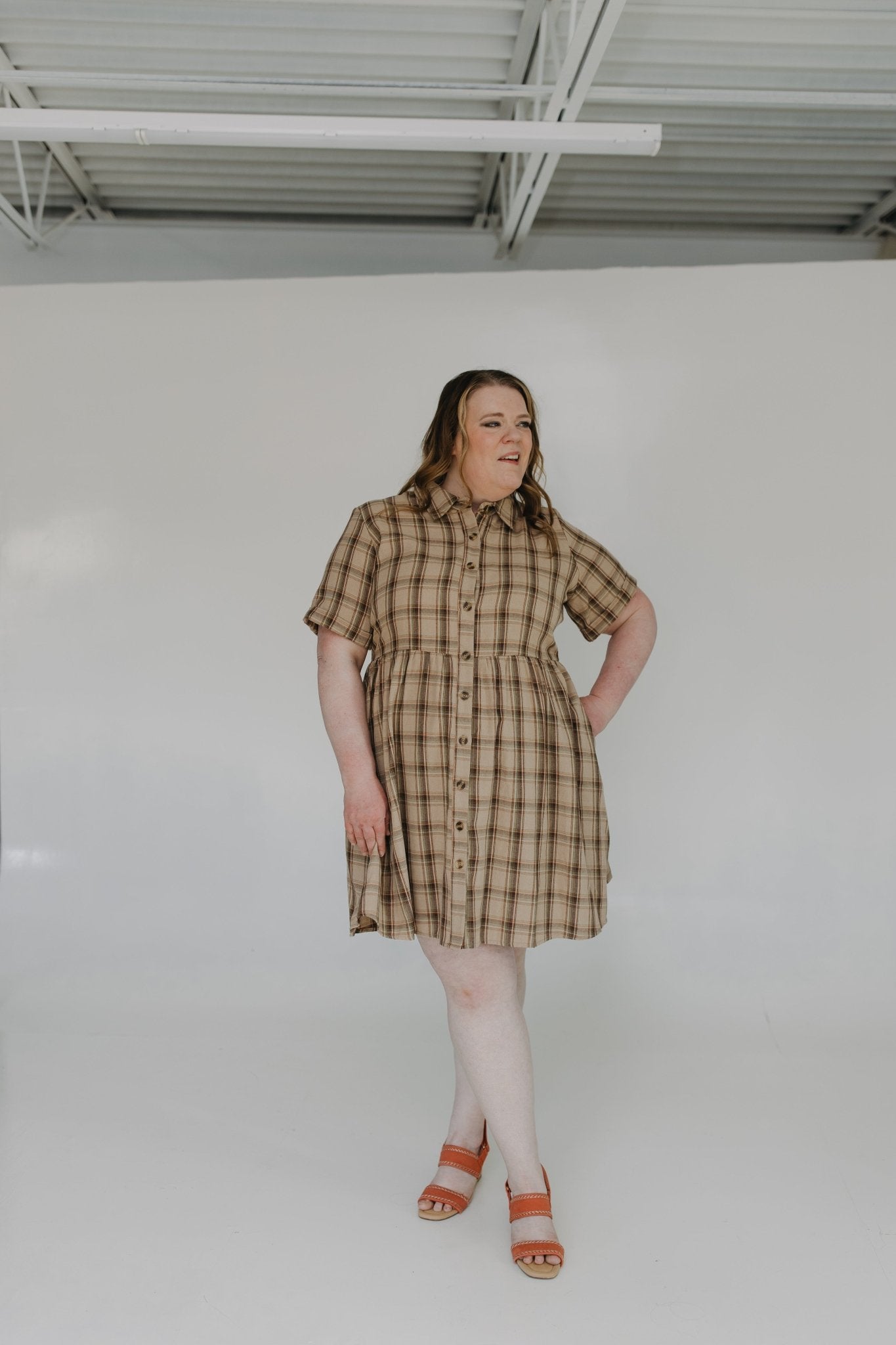 PLAID BUTTON FRONT DRESS IN WOVEN WICKER - Love Marlow